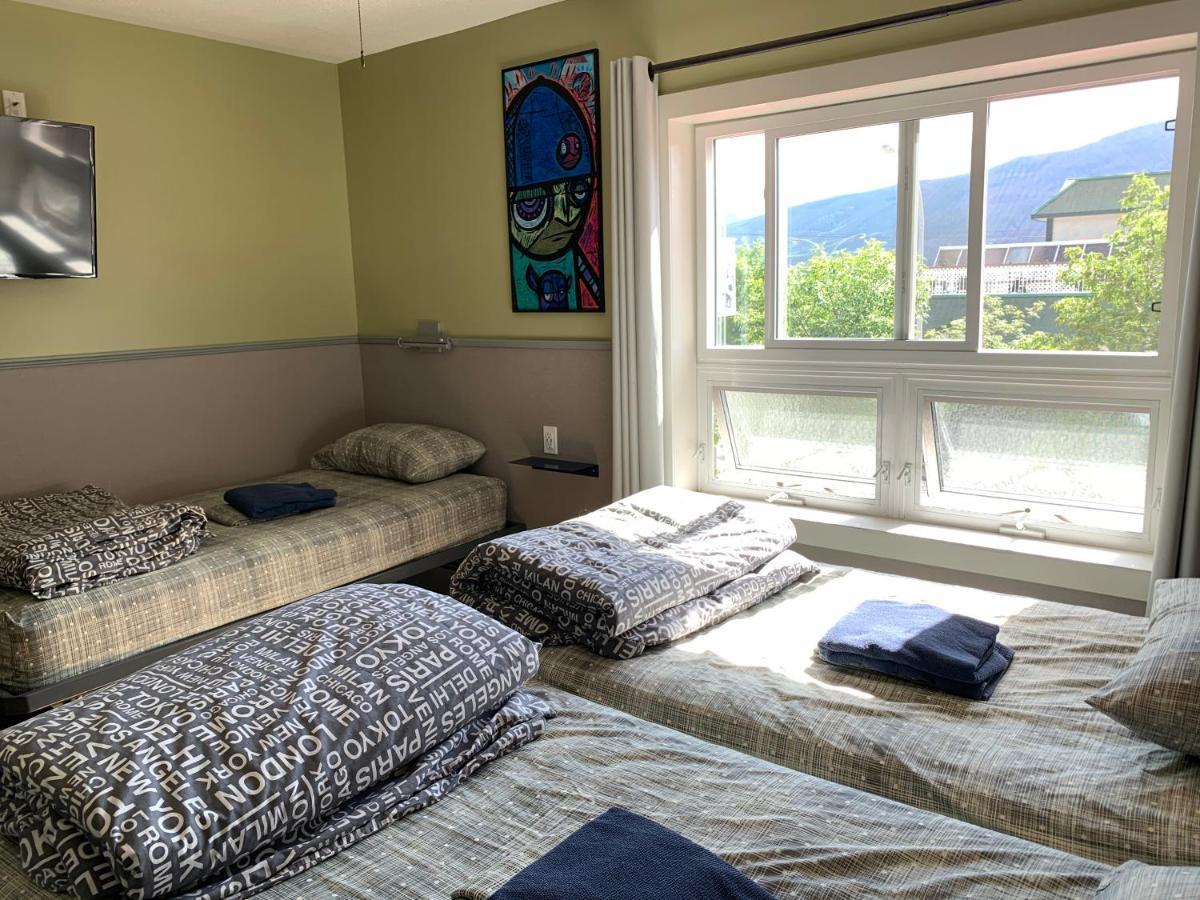 Jasper Downtown Hostel ภายนอก รูปภาพ