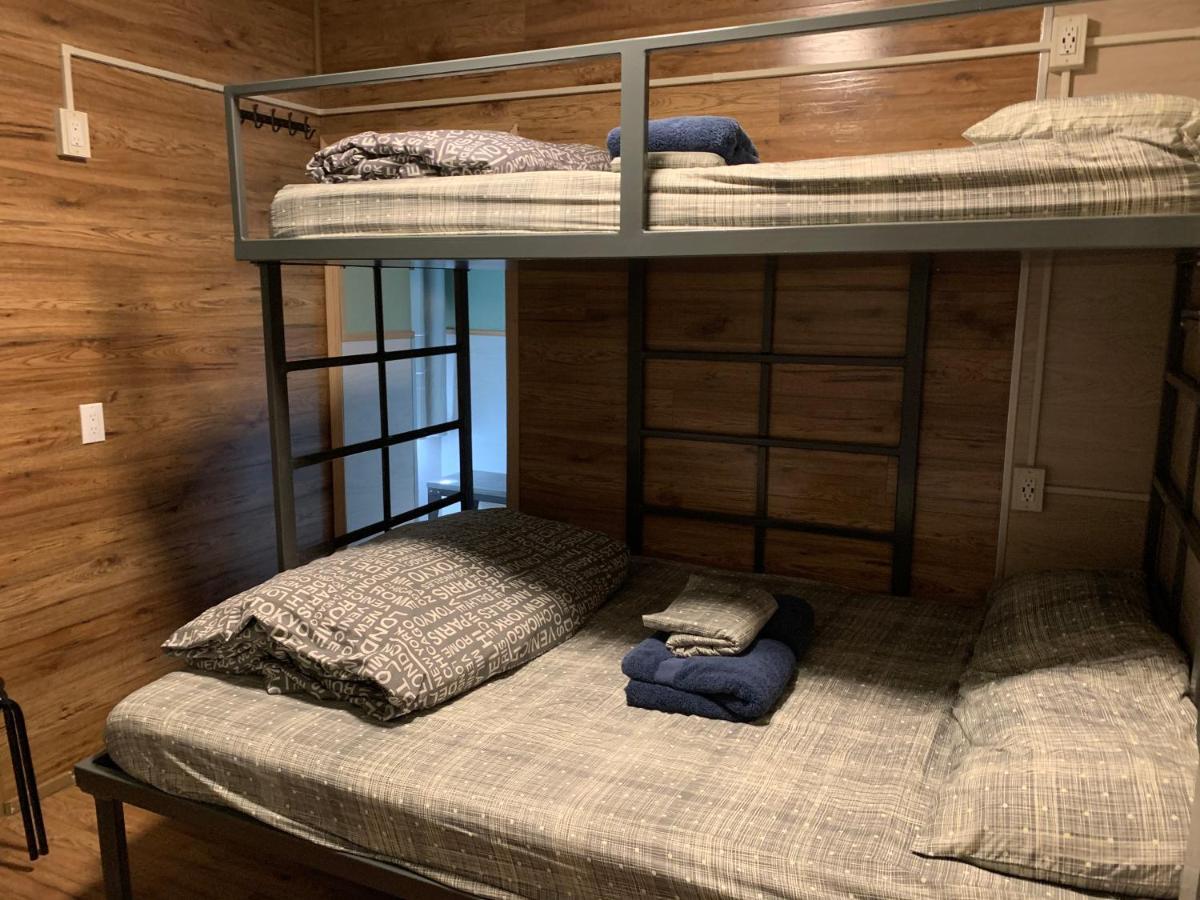 Jasper Downtown Hostel ภายนอก รูปภาพ