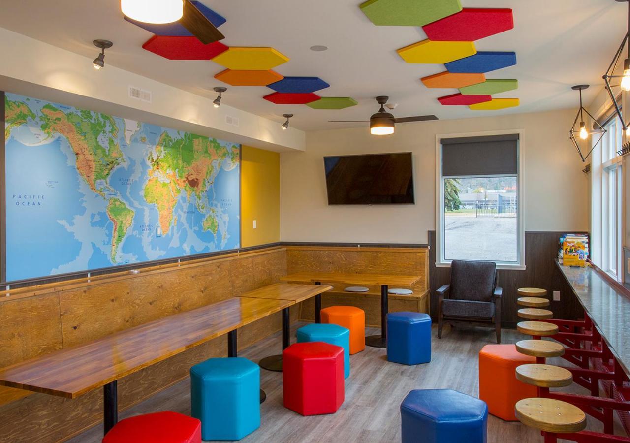 Jasper Downtown Hostel ภายนอก รูปภาพ