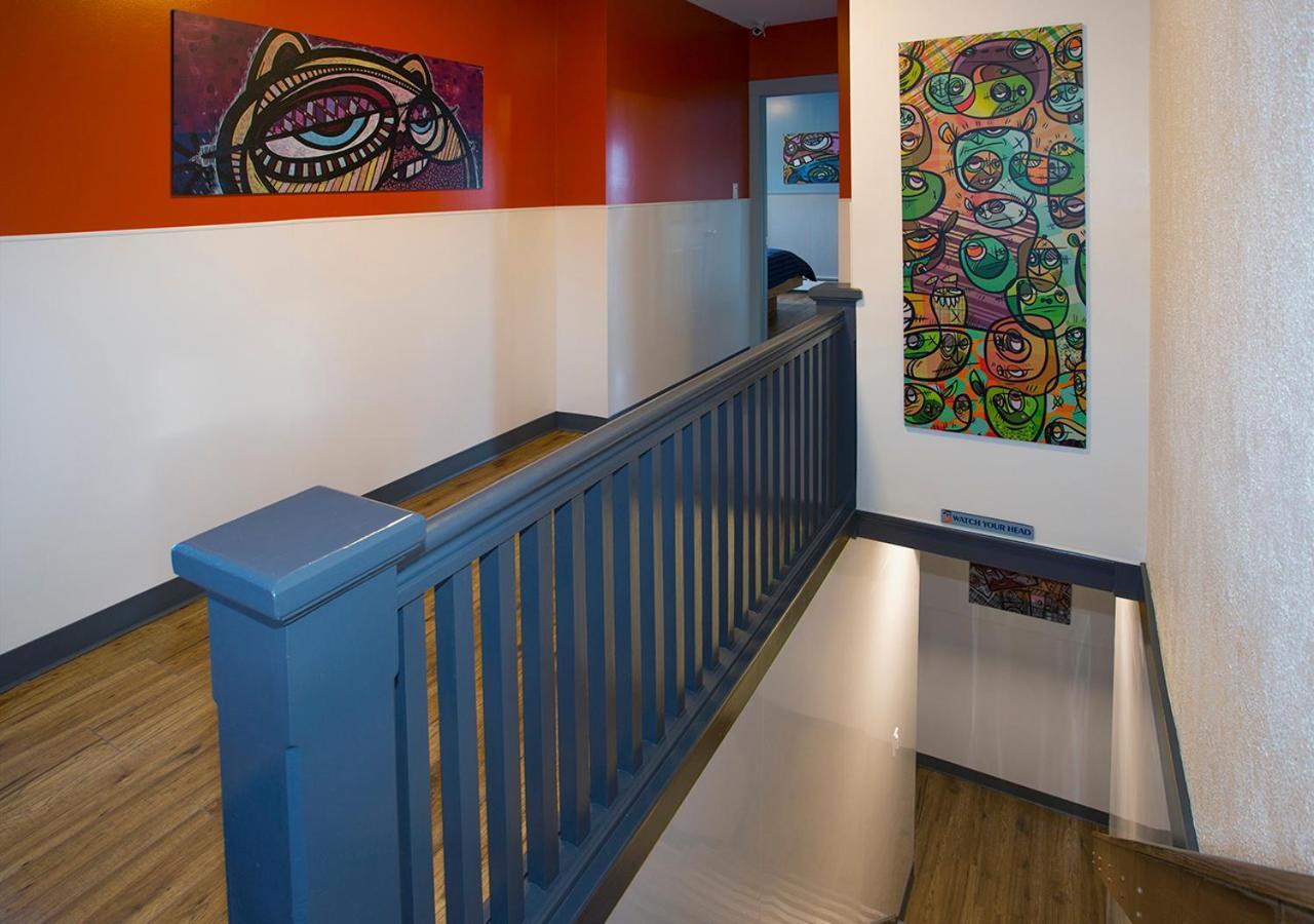 Jasper Downtown Hostel ภายนอก รูปภาพ