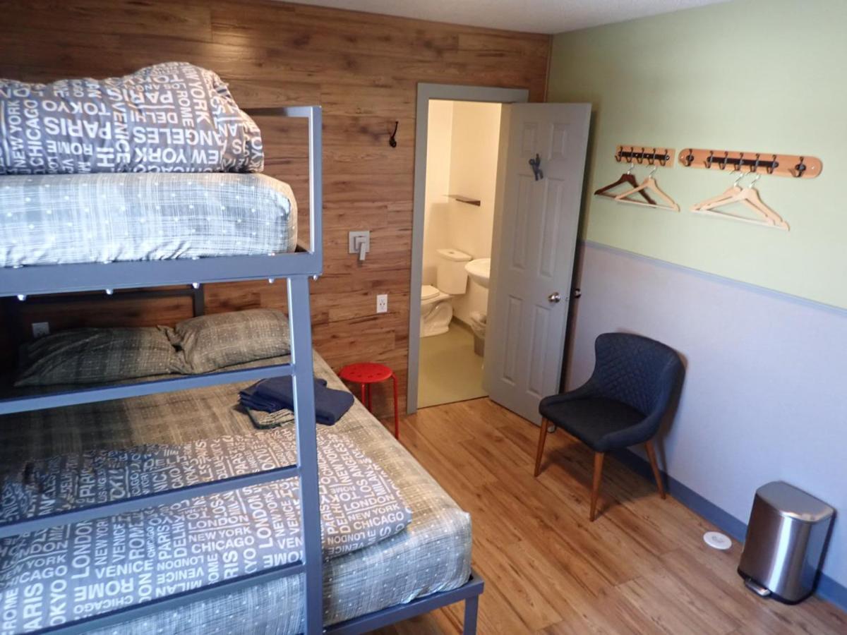 Jasper Downtown Hostel ภายนอก รูปภาพ